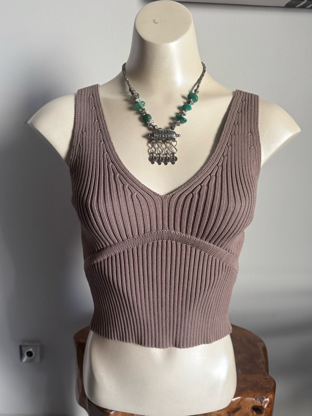 Glassons Tan Taupe Ribbed Knit Stretchy Cropped Tank Top XS Chic Basic Attire